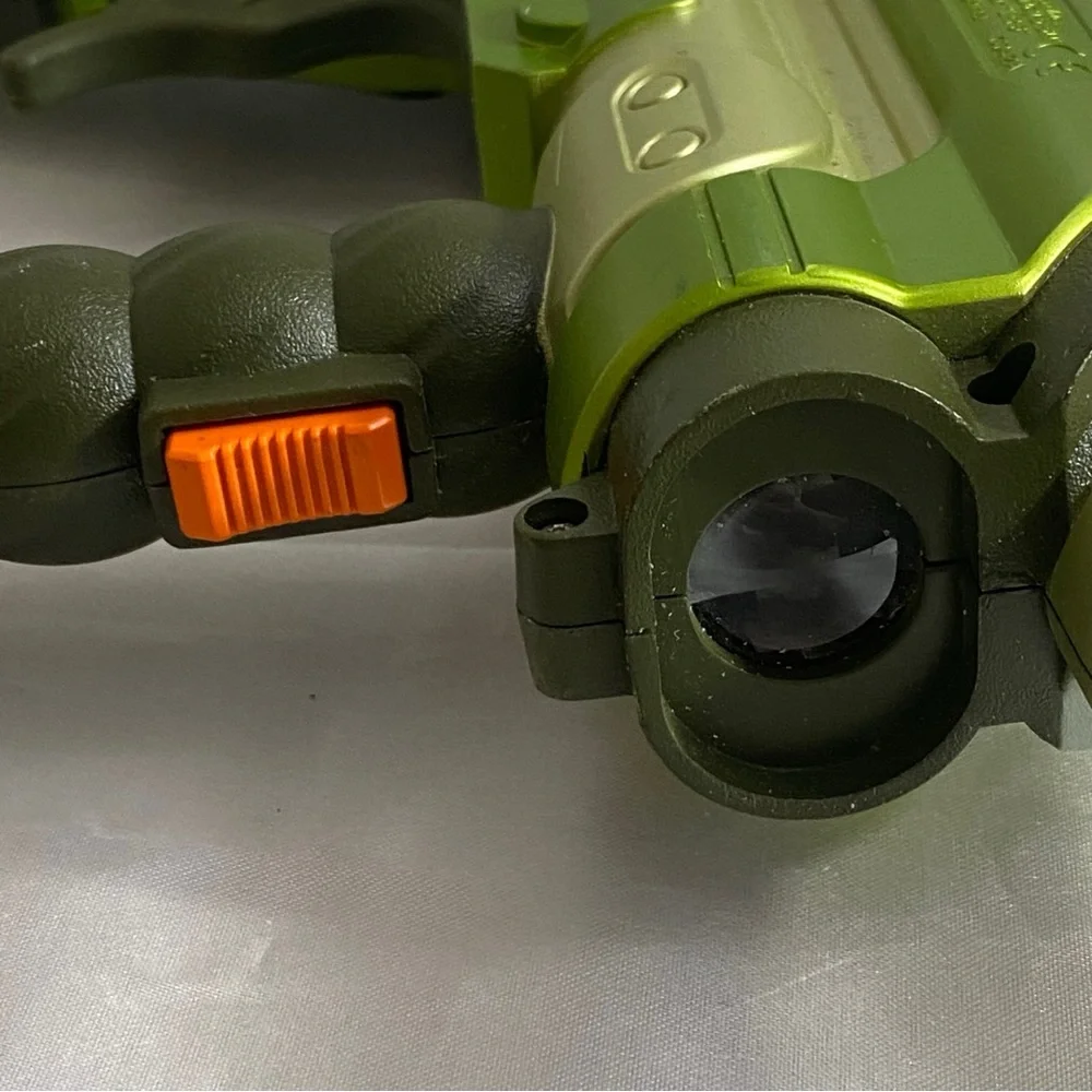 Hasbro 2004 Vintage Plug & Play Paintball TV Game. TV Cord Needs Repair